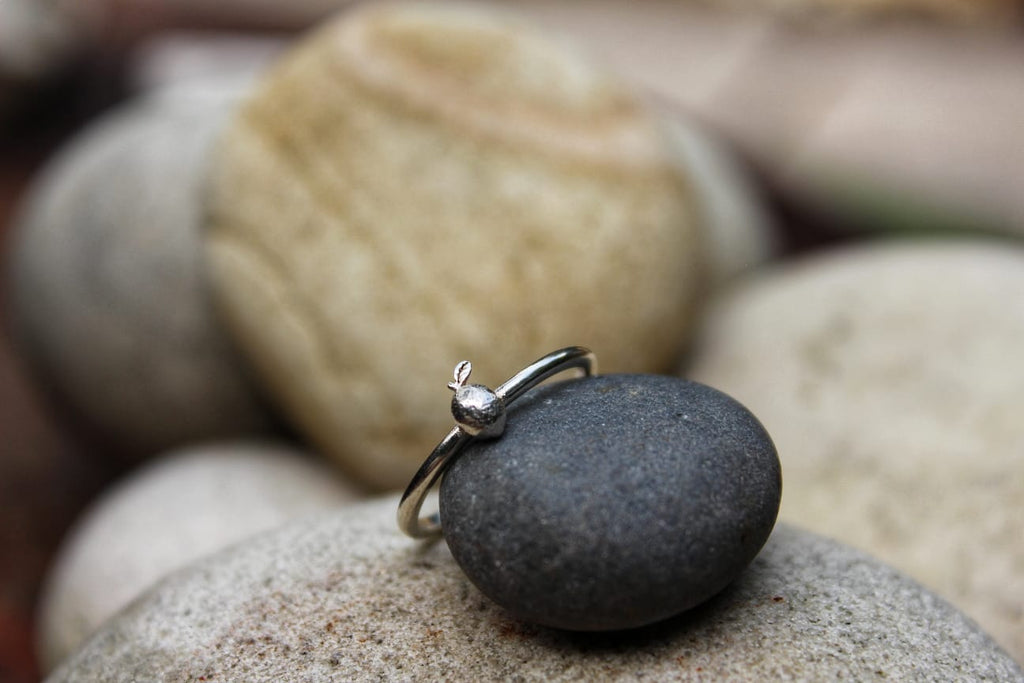 The Bright Light ring detail — Week 12 remembrance jewelry | NOVA EMBRACE South Africa