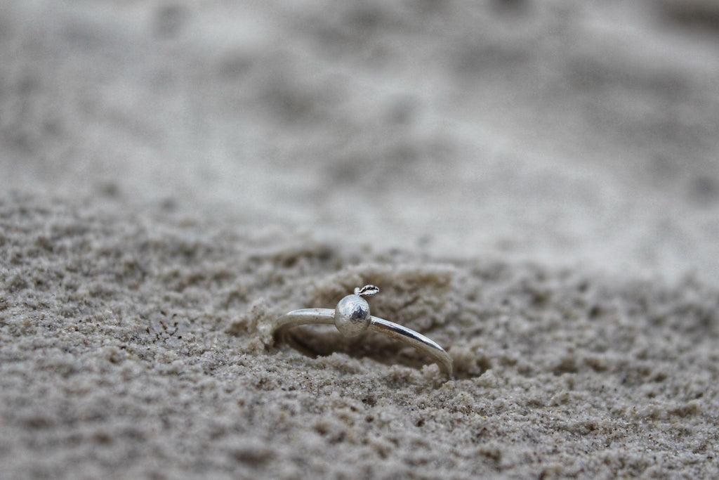 The Bright Light memorial ring — Week 12 pregnancy loss keepsake | NOVA EMBRACE South Africa